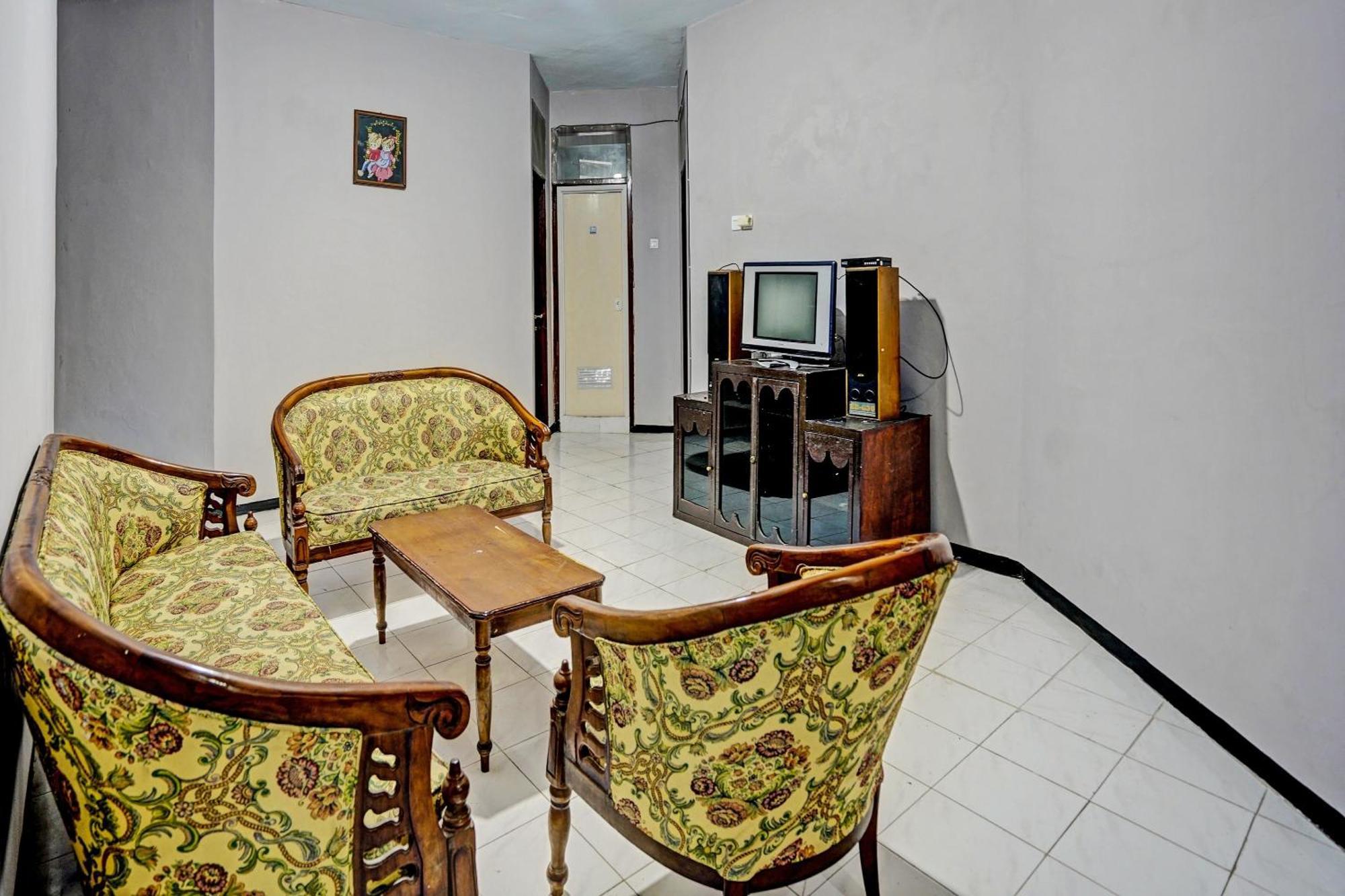 Spot On 92388 Villa Segi Delapan بريغين المظهر الخارجي الصورة