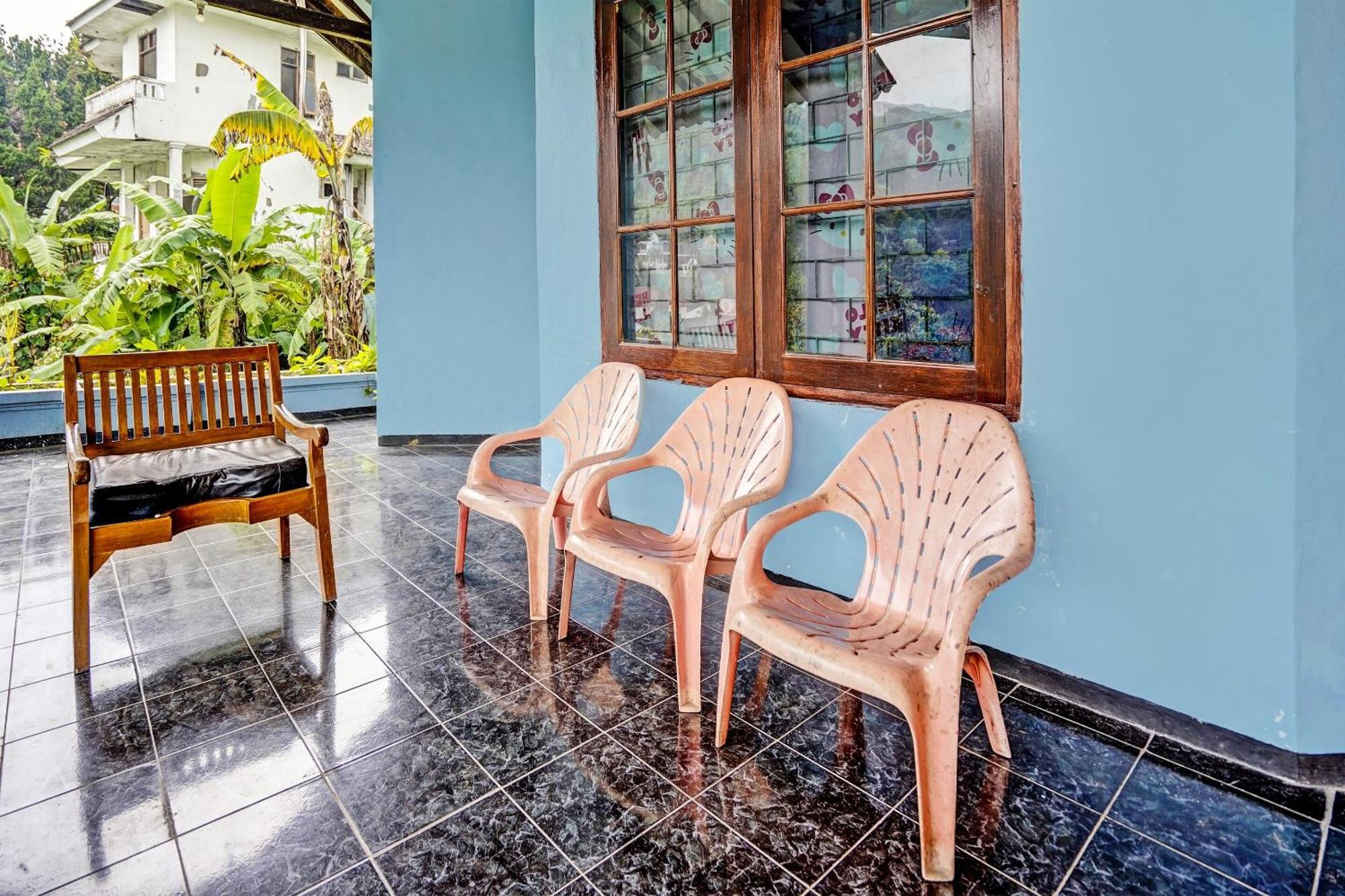 Spot On 92388 Villa Segi Delapan بريغين المظهر الخارجي الصورة